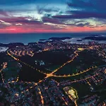 2 Bedroom Amazing In Nyaraló